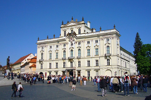 Szállás Prága - Hradzsin tér / Hradcanské námesti